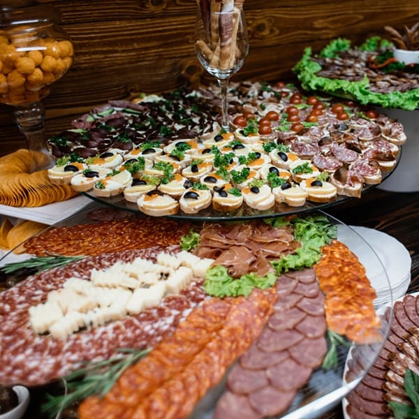 plateau charcuterie reception entreprise famille amis